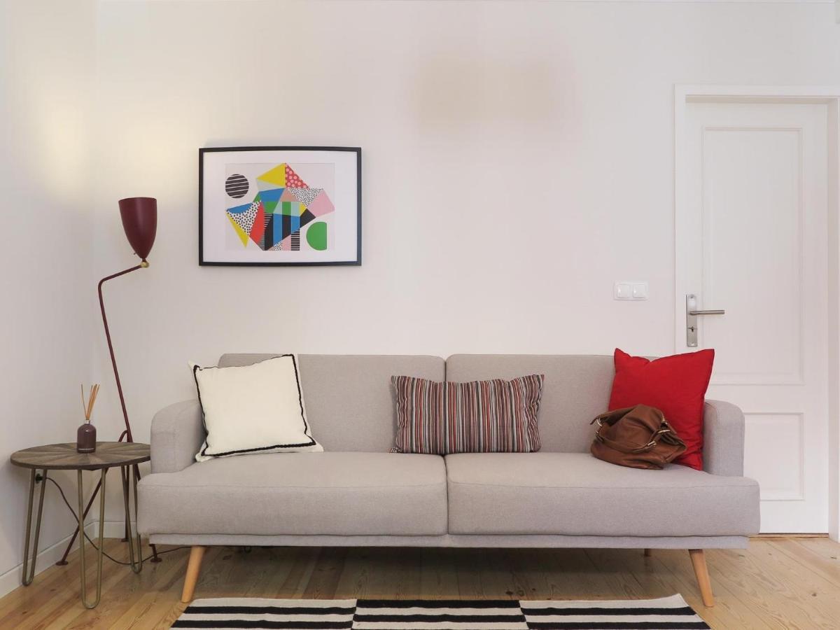 Historic Alfama Apt With Modern Style Lisbon Luaran gambar