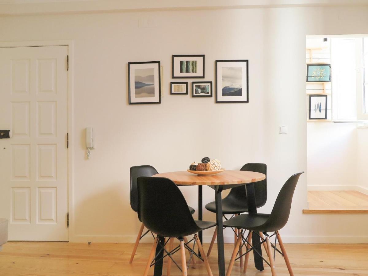Historic Alfama Apt With Modern Style Lisbon Luaran gambar