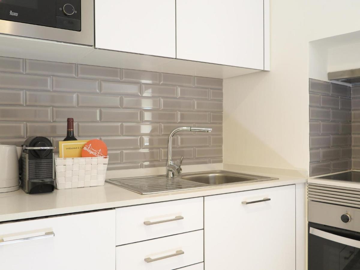 Historic Alfama Apt With Modern Style Lisbon Luaran gambar